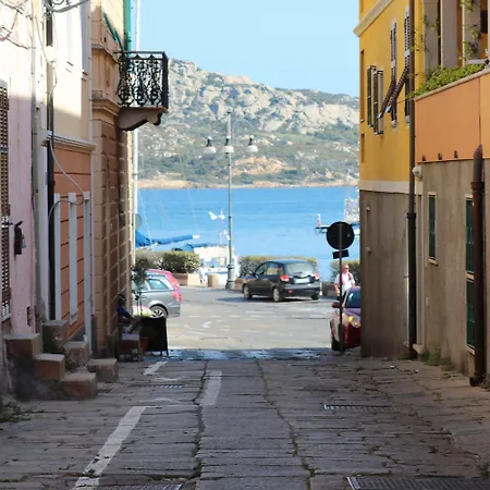 Bed and Breakfast Clelia's Boutique & Λα Μανταλένα