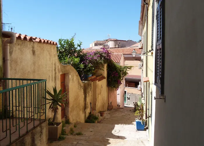 Clelia's Boutique & 4* La Maddalena (Sassari)